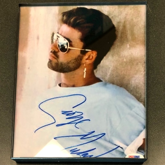 GEORGE MICHAEL Autographed 8x10 Framed Photo NEW - Picture 1 of 5